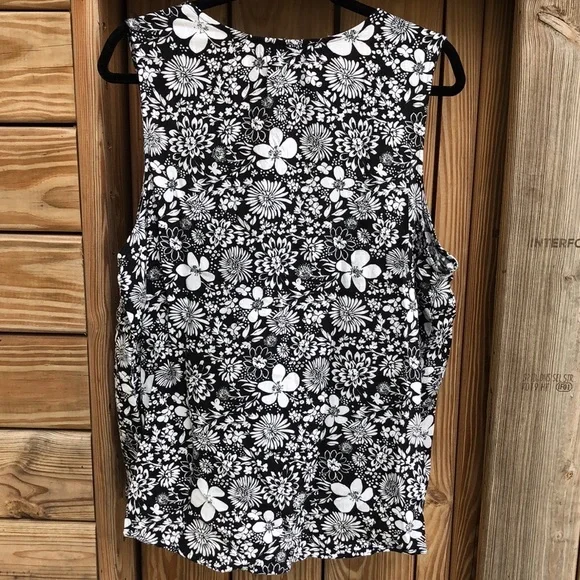 Like new! SONOMA Floral Print Sleeveless Blouse - Picture 5 of 5